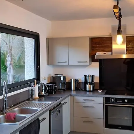 De Luxe Avec Piscine A Debordement Chauffee A וילה