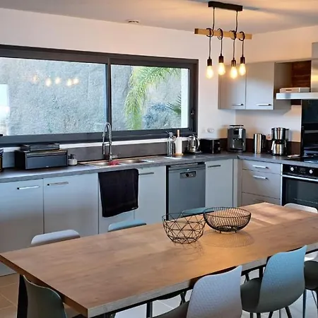 De Luxe Avec Piscine A Debordement Chauffee A וילה פורטיסיו