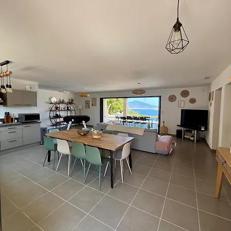 Βίλα De Luxe Avec Piscine A Debordement Chauffee A *