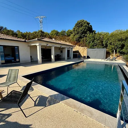 De Luxe Avec Piscine A Debordement Chauffee A * Porticcio (Corsica)